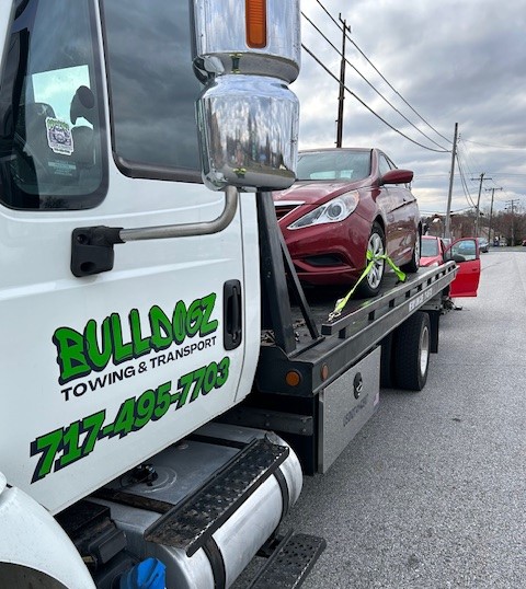 Bulldogz Towing truck on a job